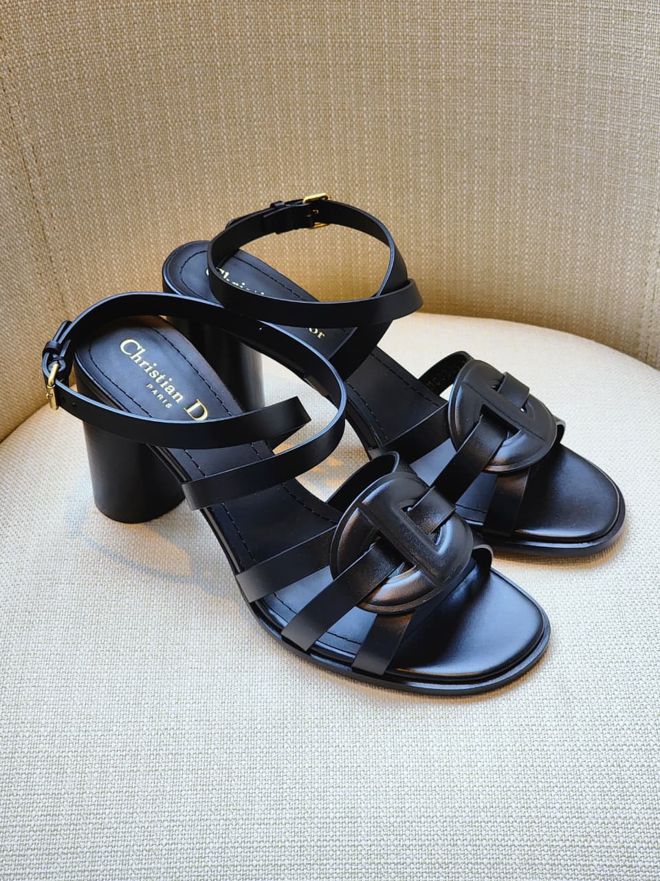 Dior