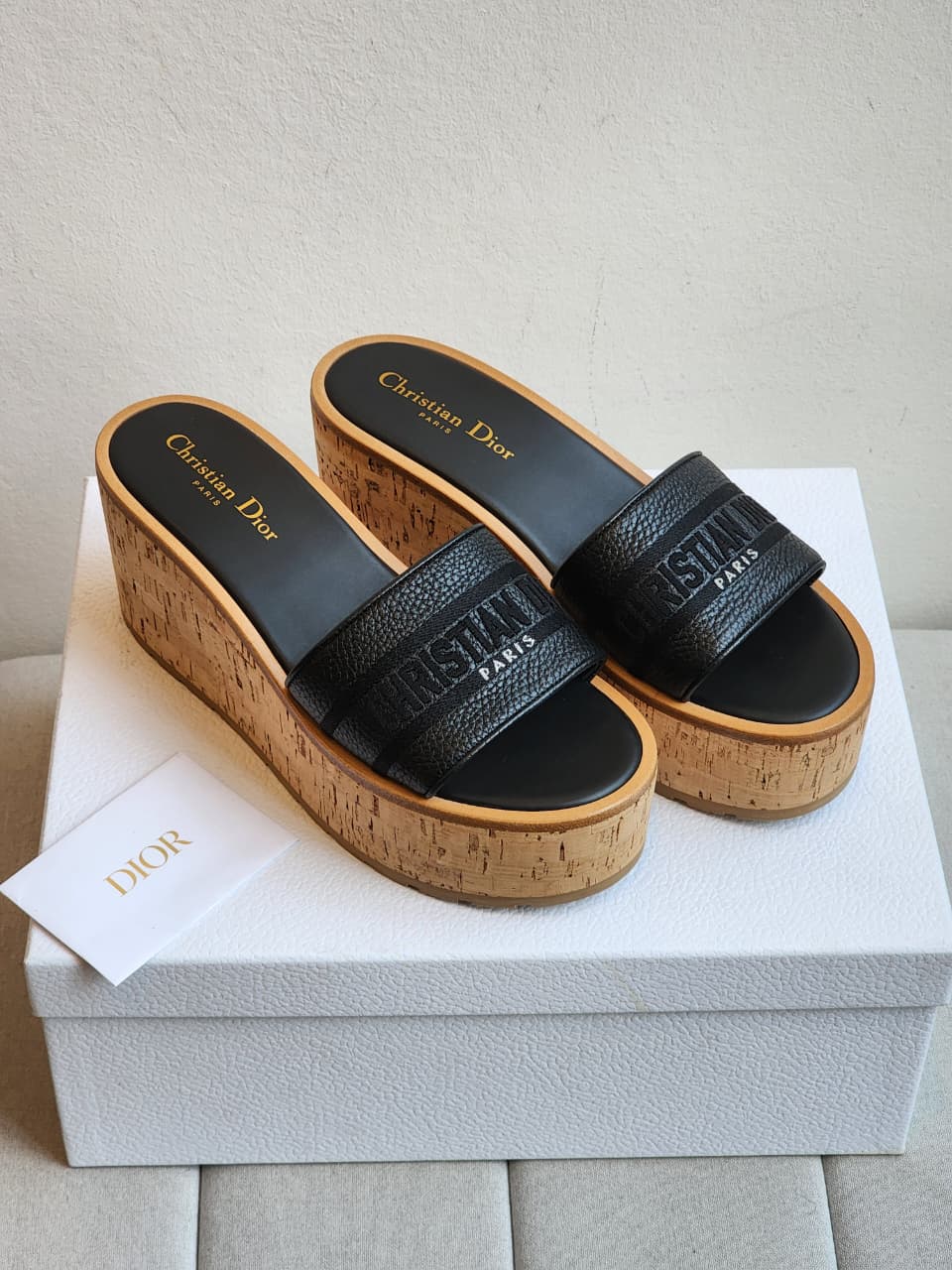 Dior
