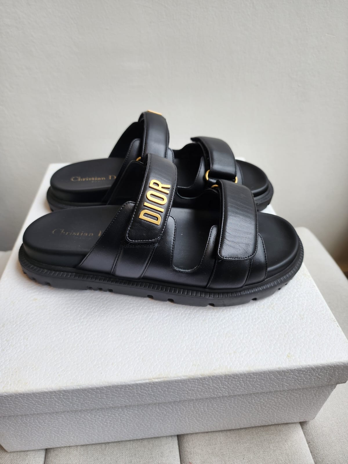 Dior