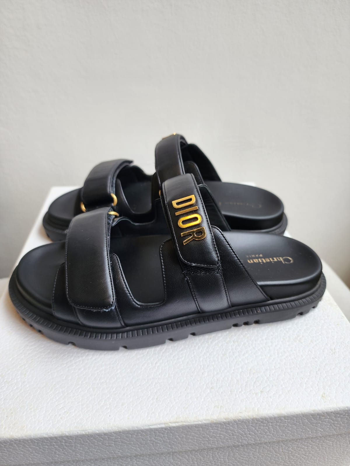 Dior