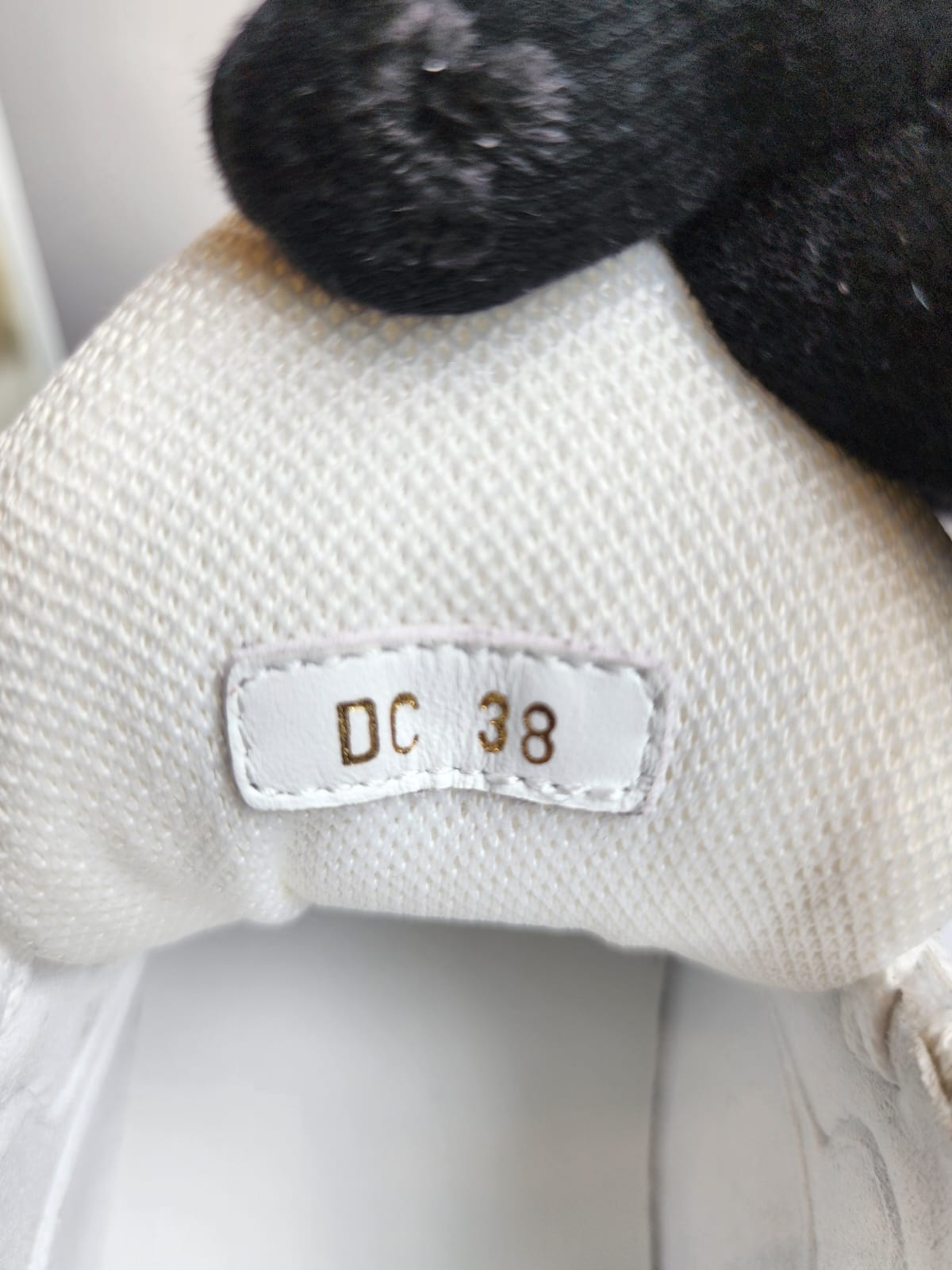 Dior
