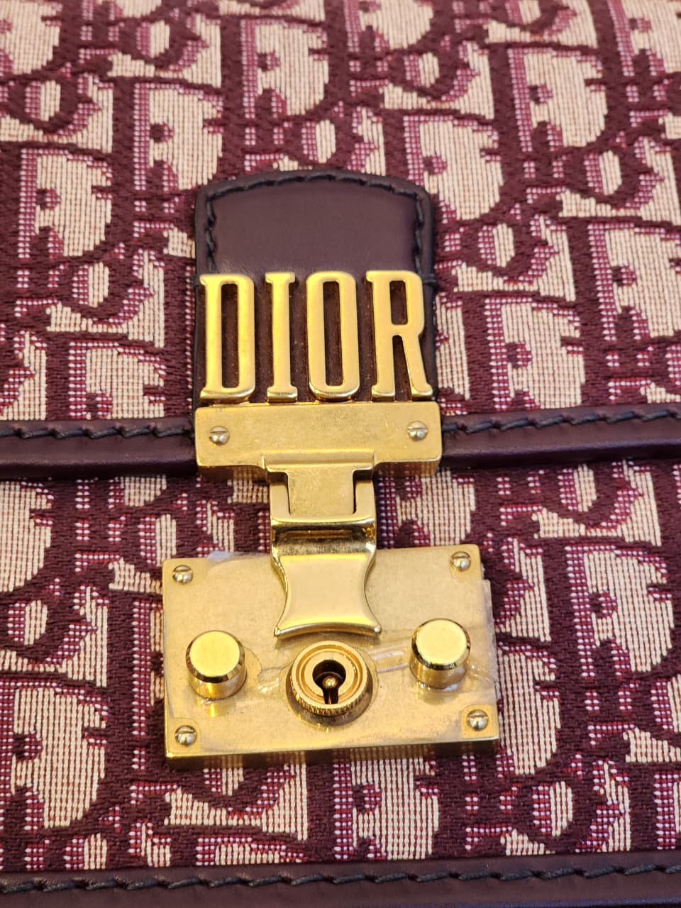 Dior