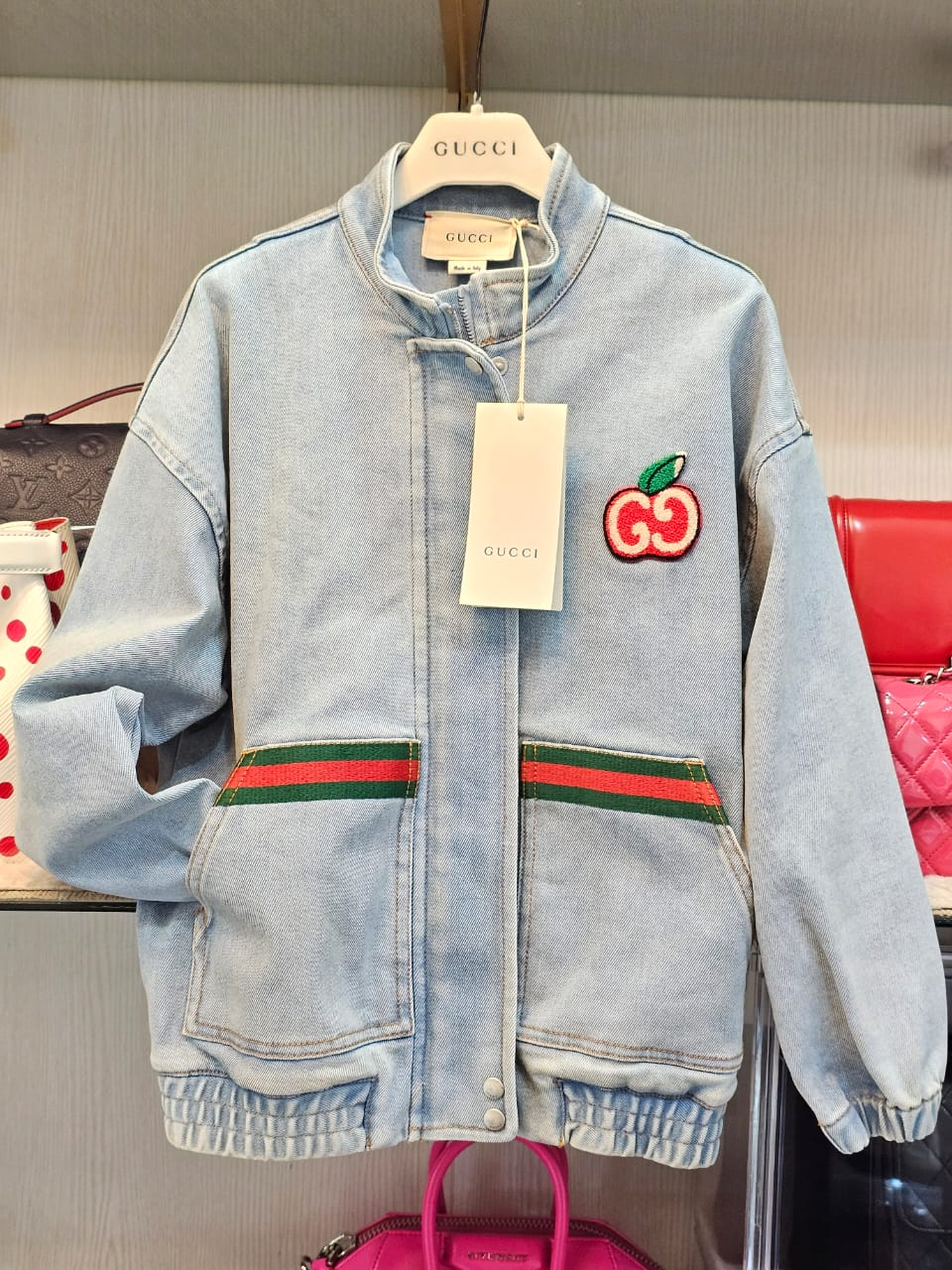 Gucci