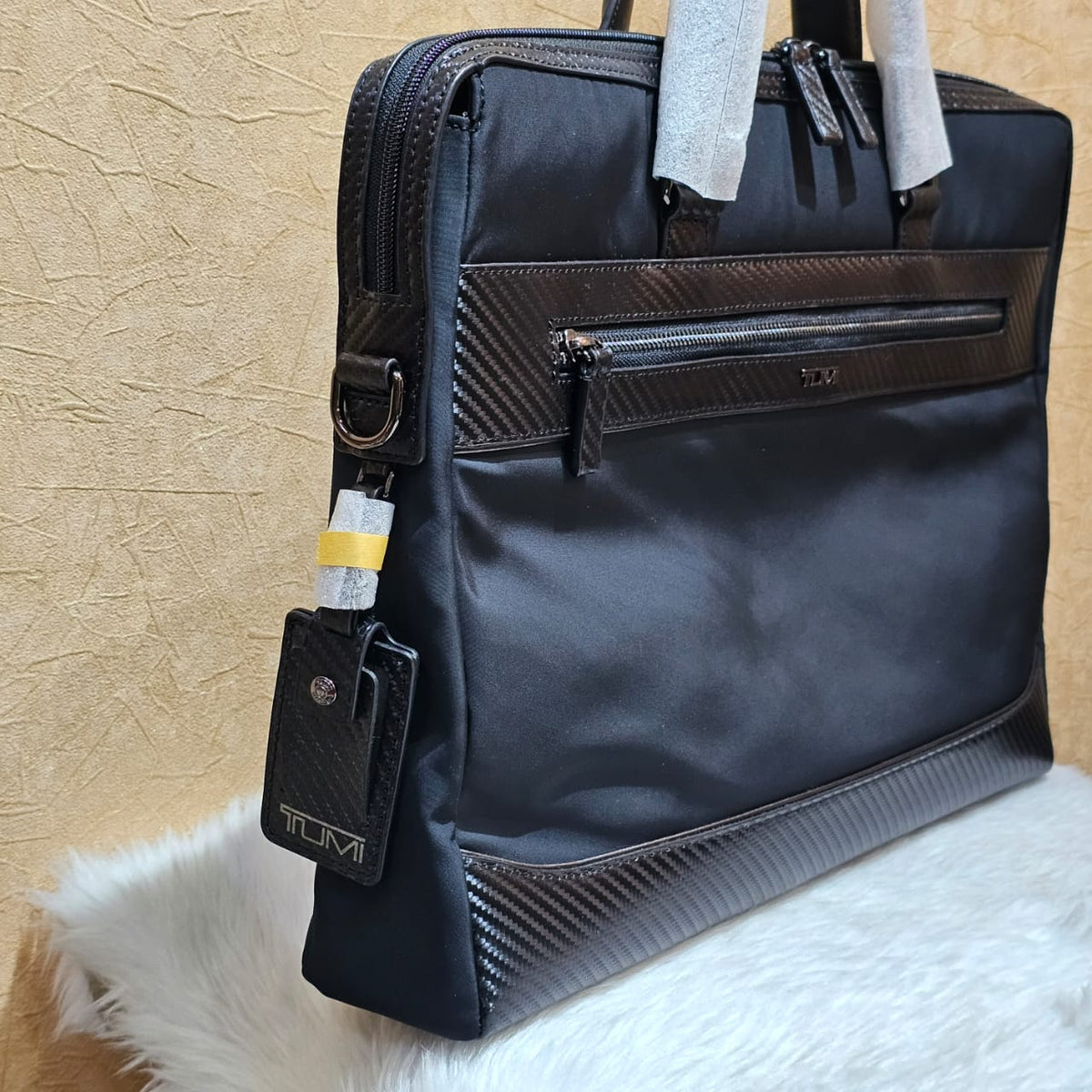 Tumi