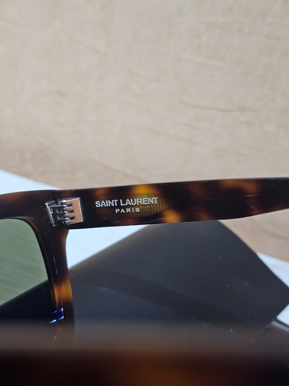 Saint Laurent