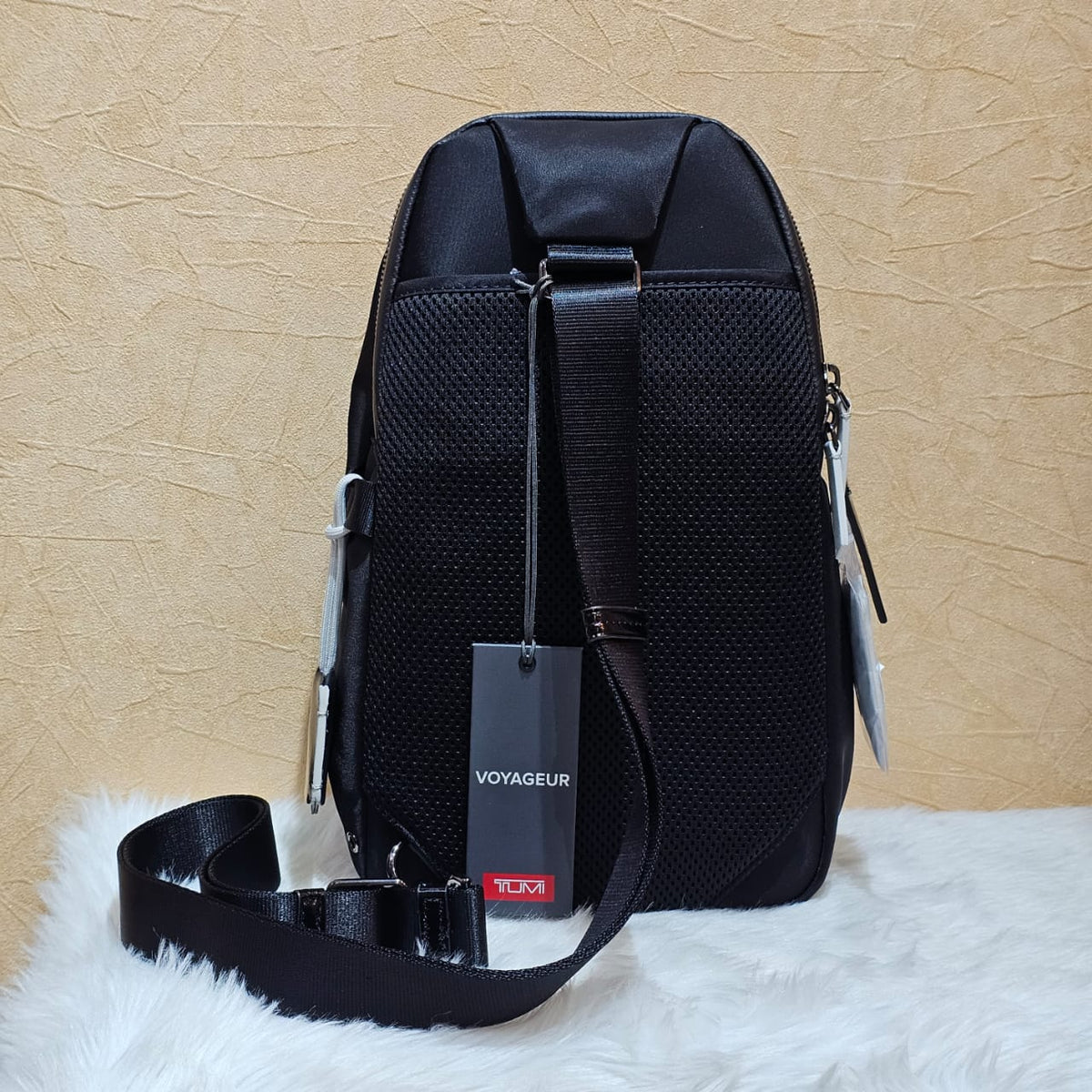 Tumi