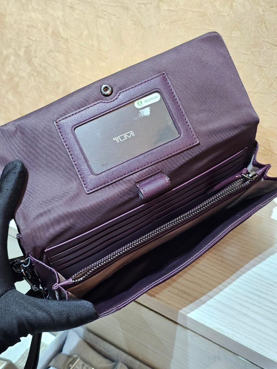 Tumi