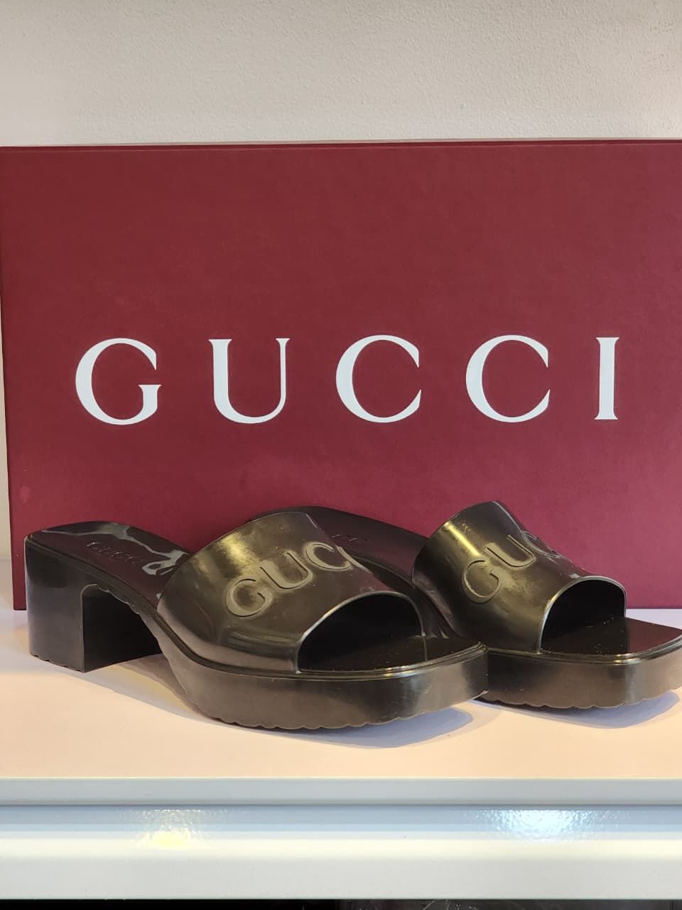 Gucci
