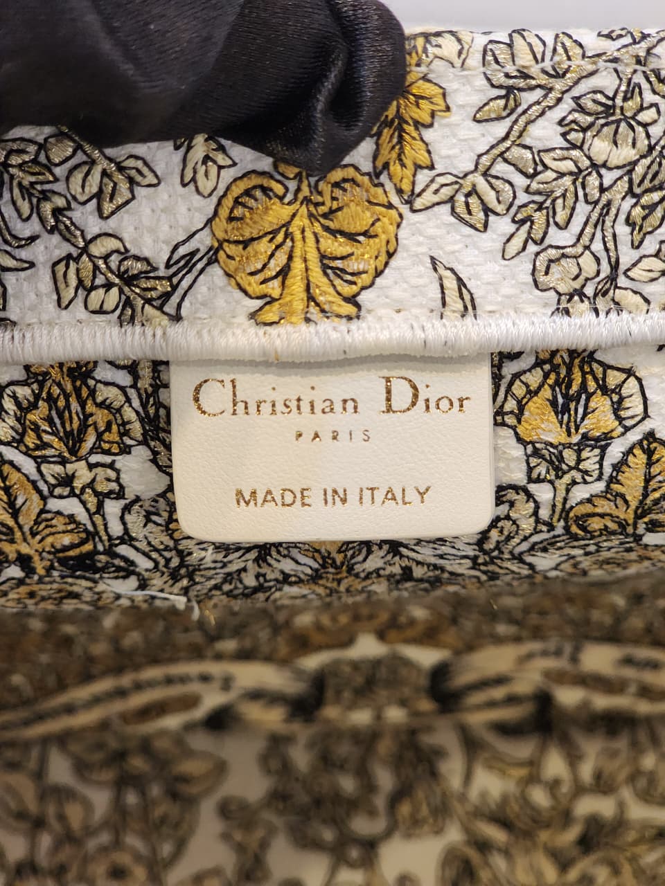 Dior