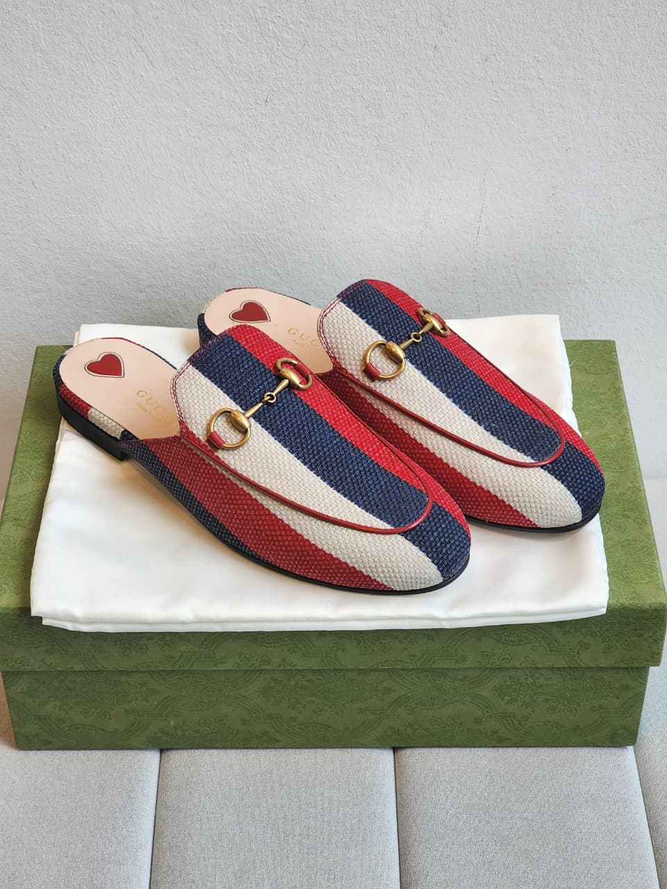Gucci