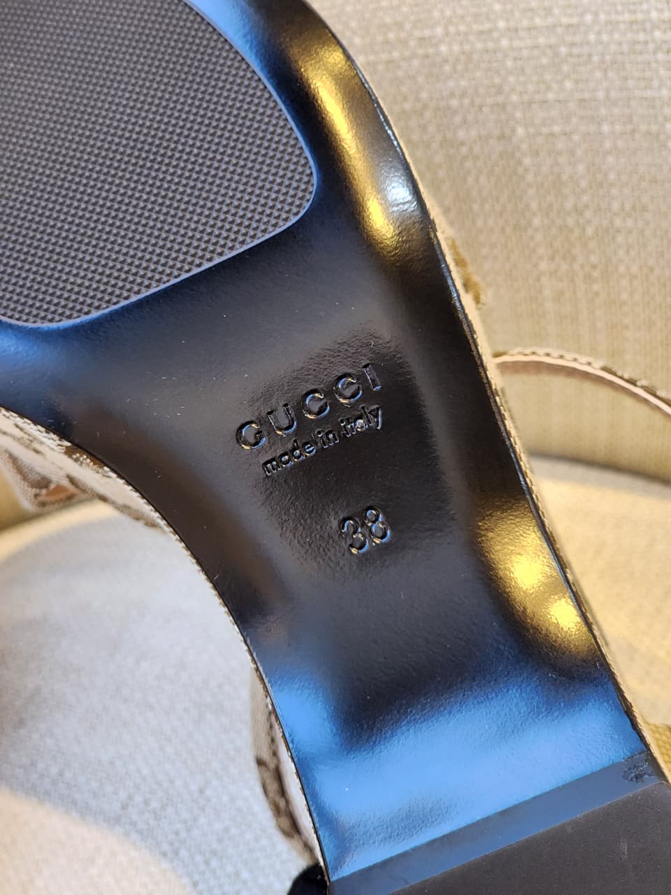 Gucci