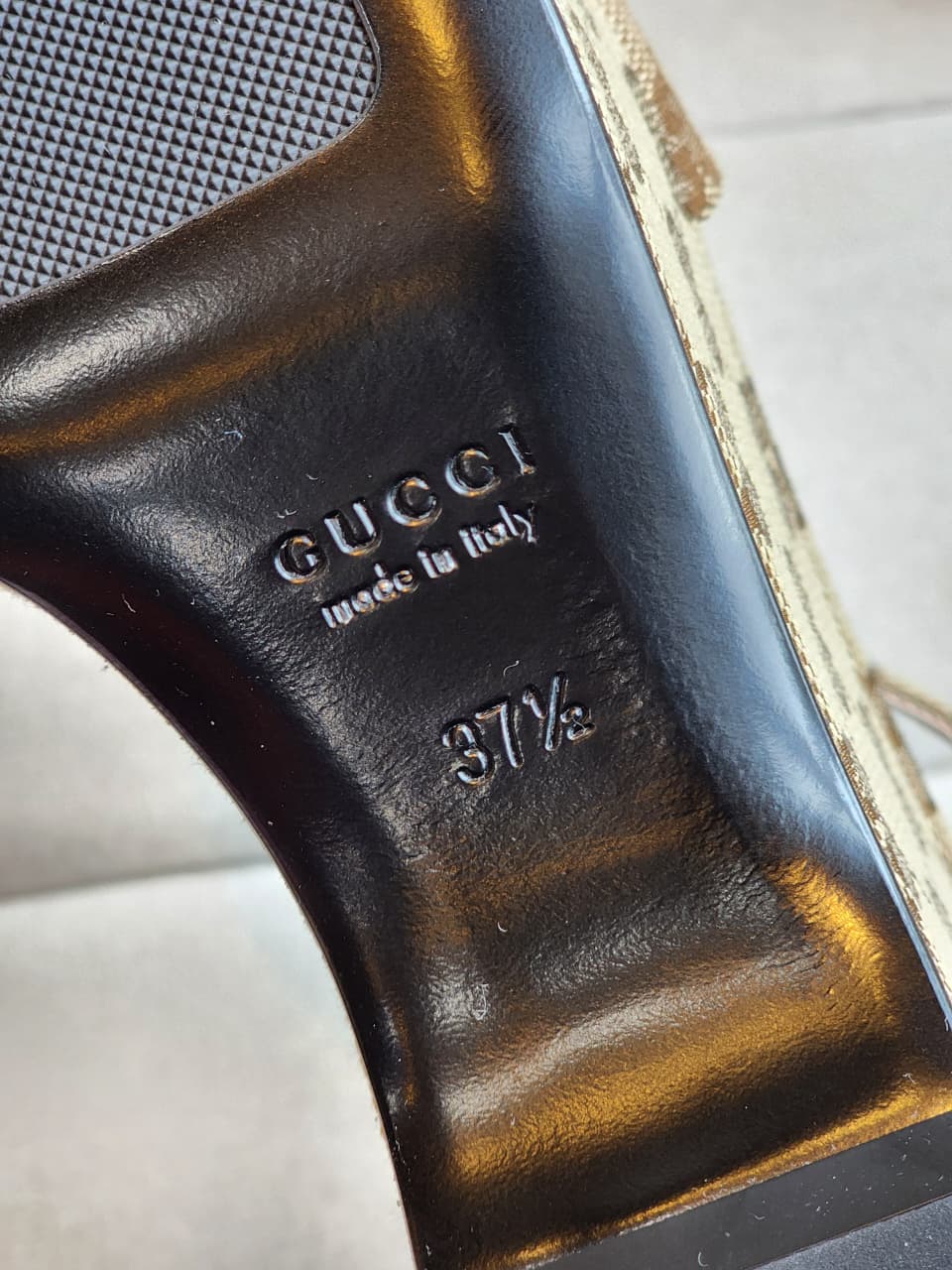 Gucci