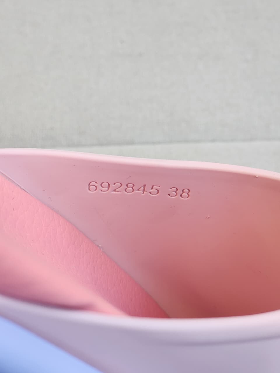 Gucci