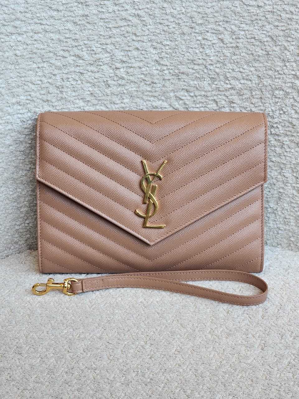 Saint Laurent