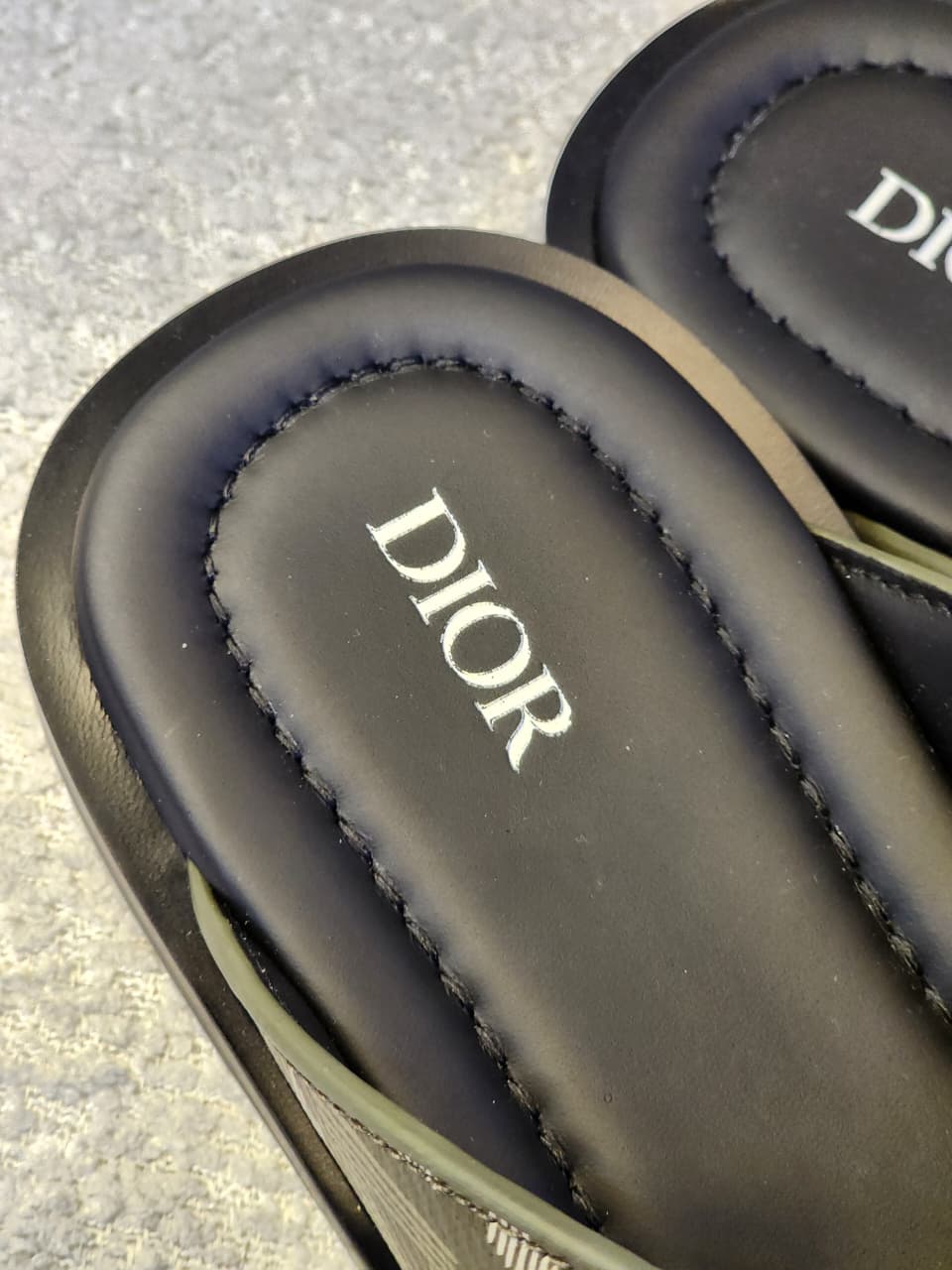 Dior