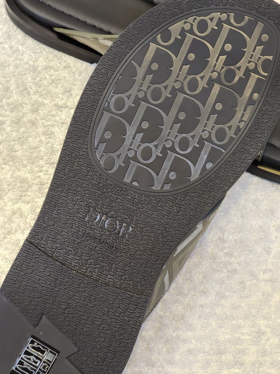 Dior
