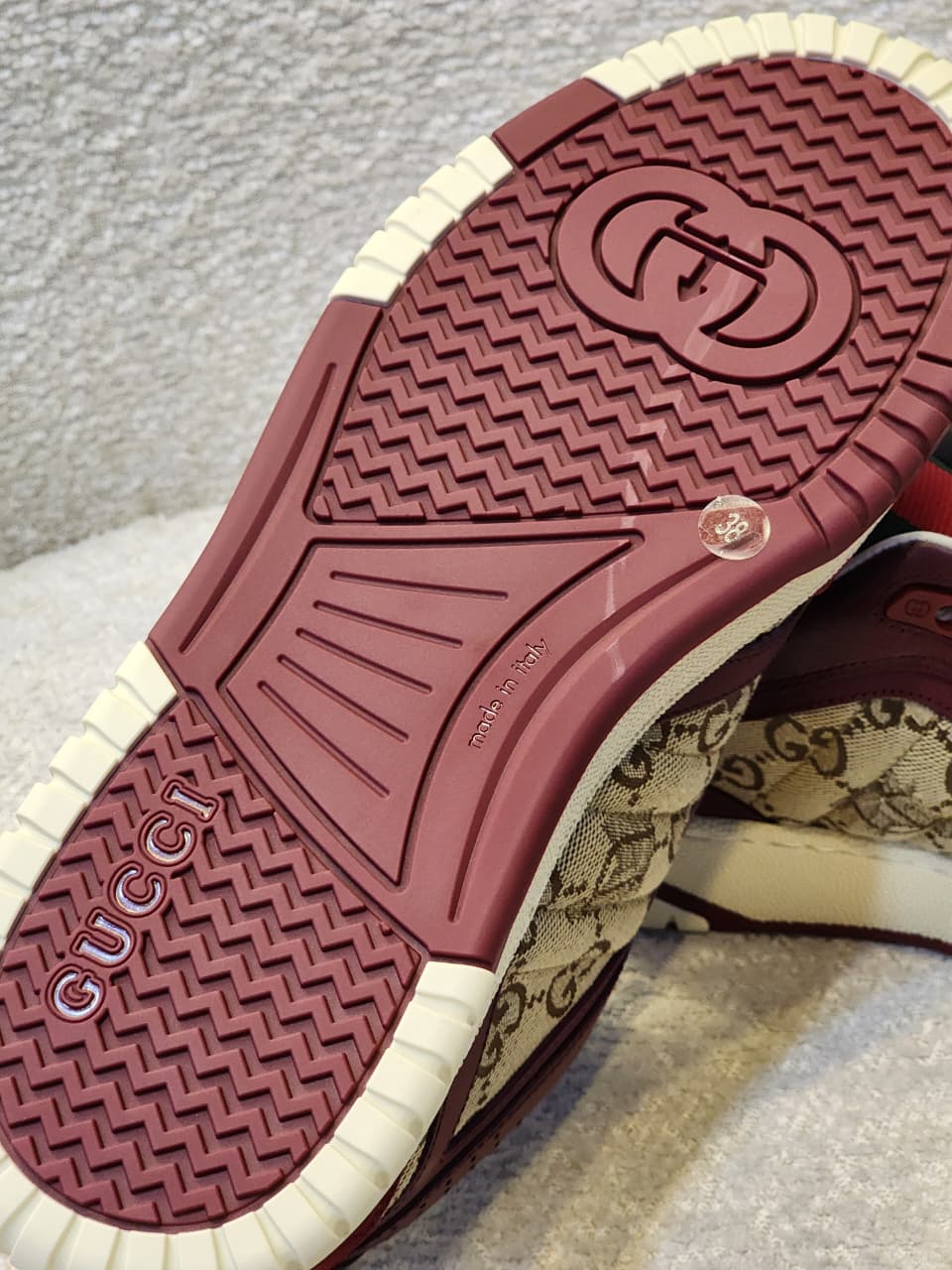 Gucci