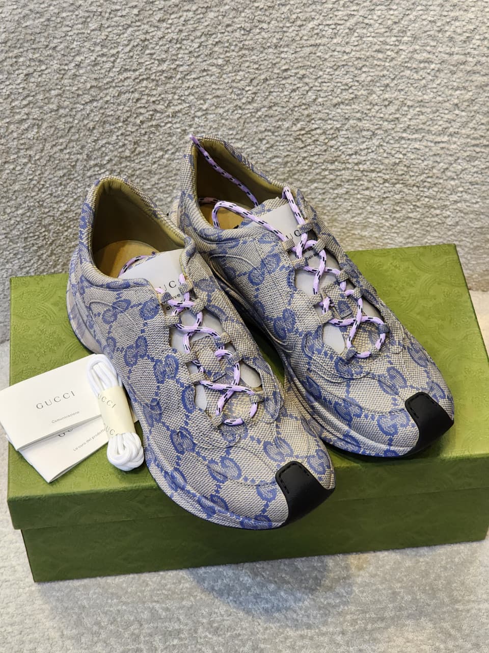 Gucci