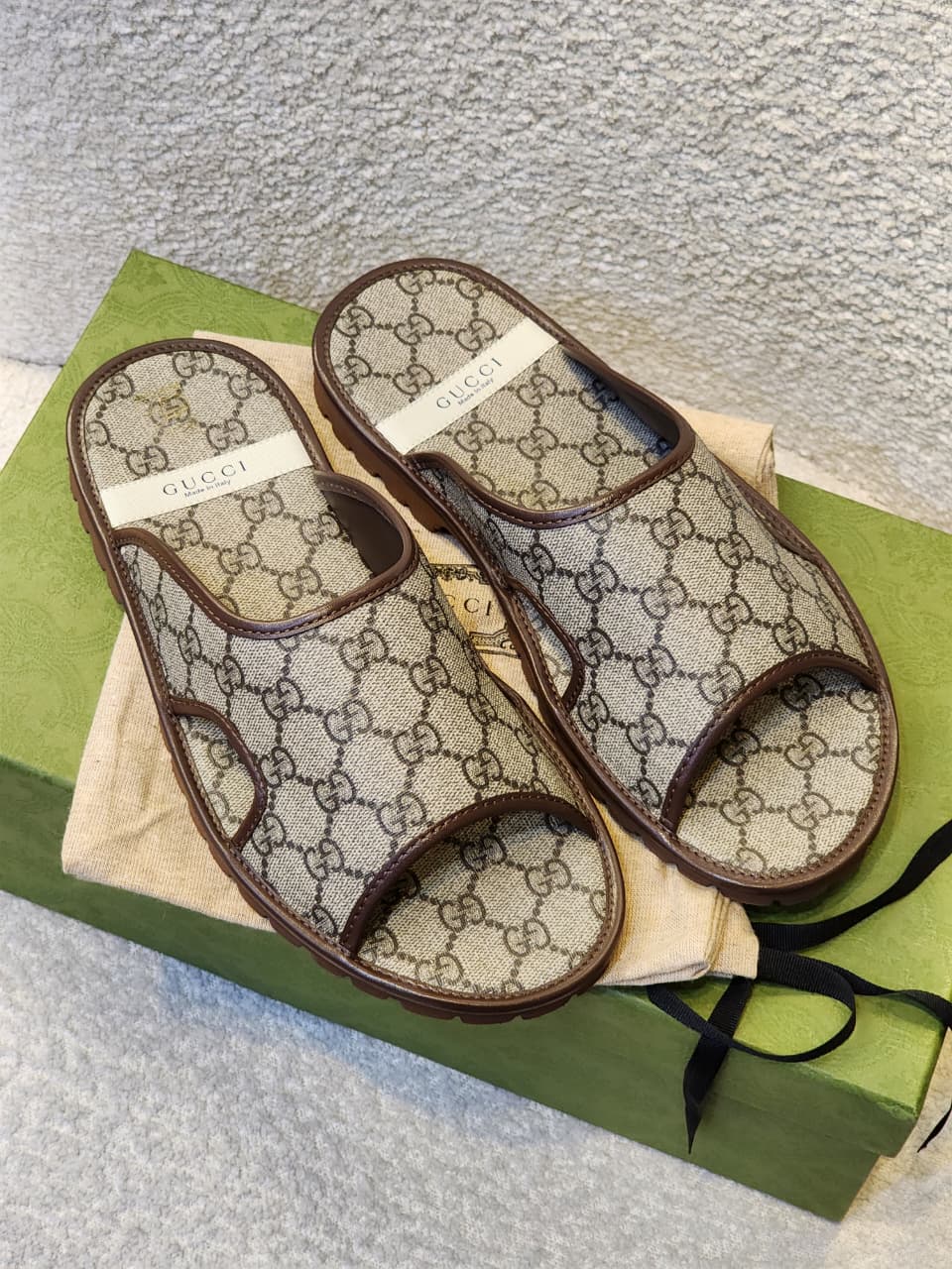 Gucci