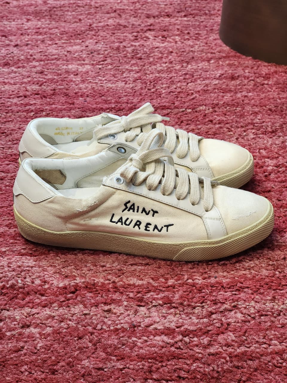 Saint Laurent
