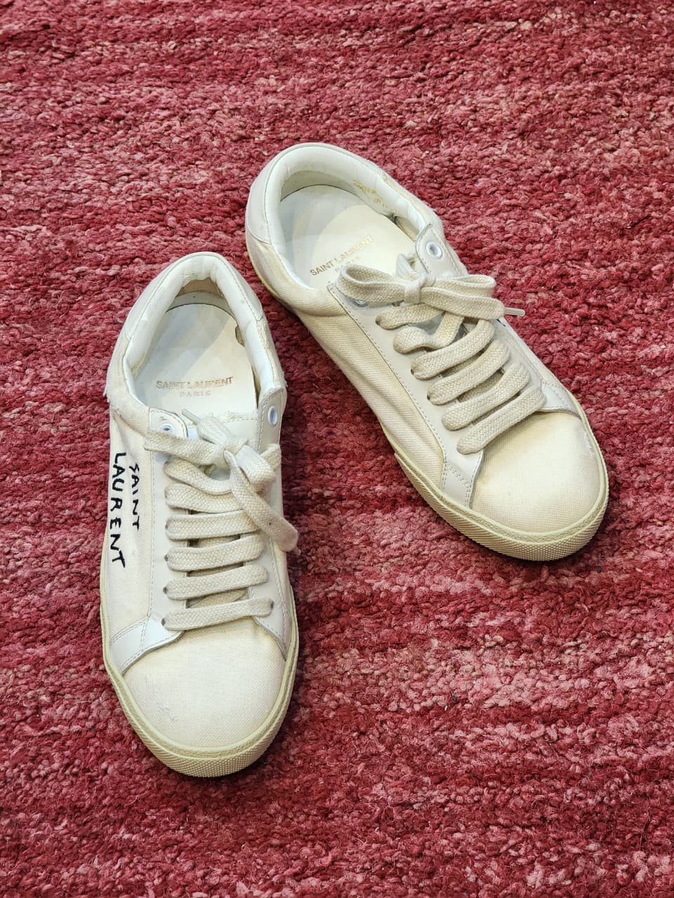 Saint Laurent