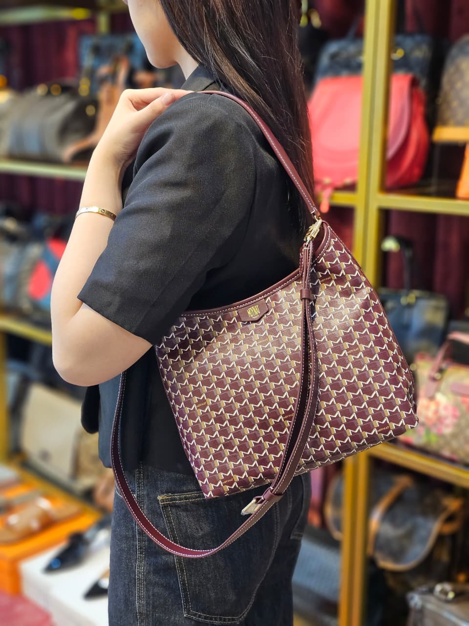 Moynat