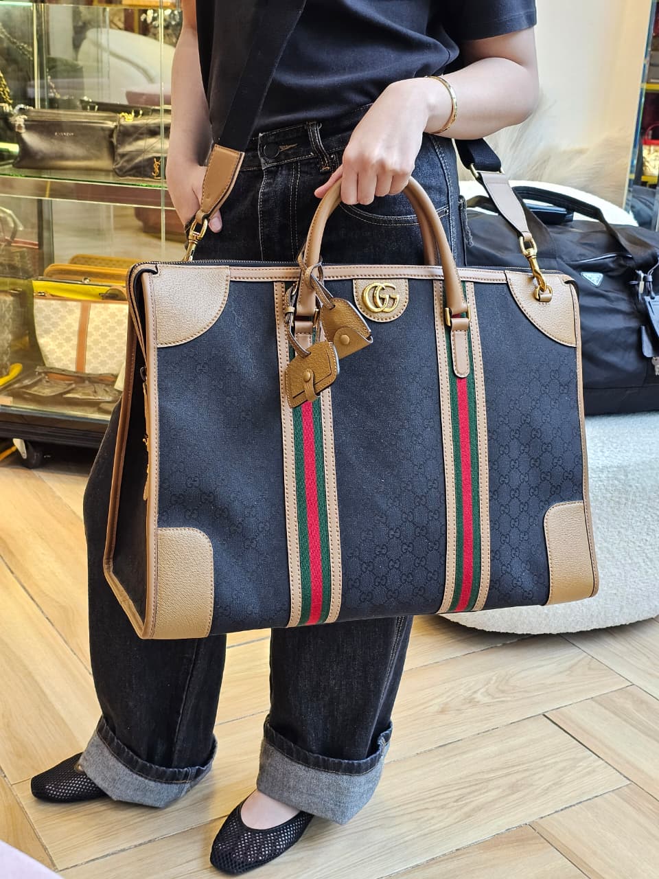 Gucci