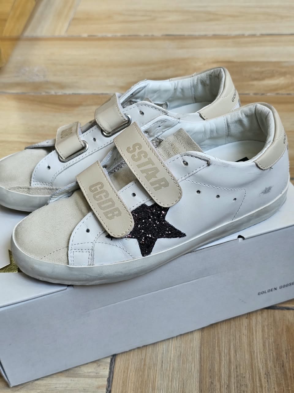 Golden Goose
