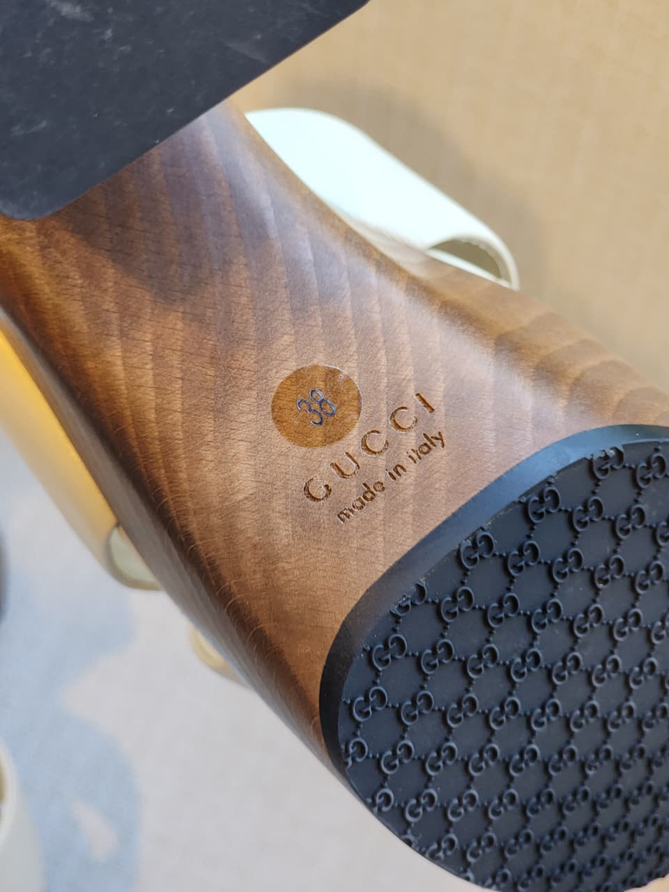 Gucci